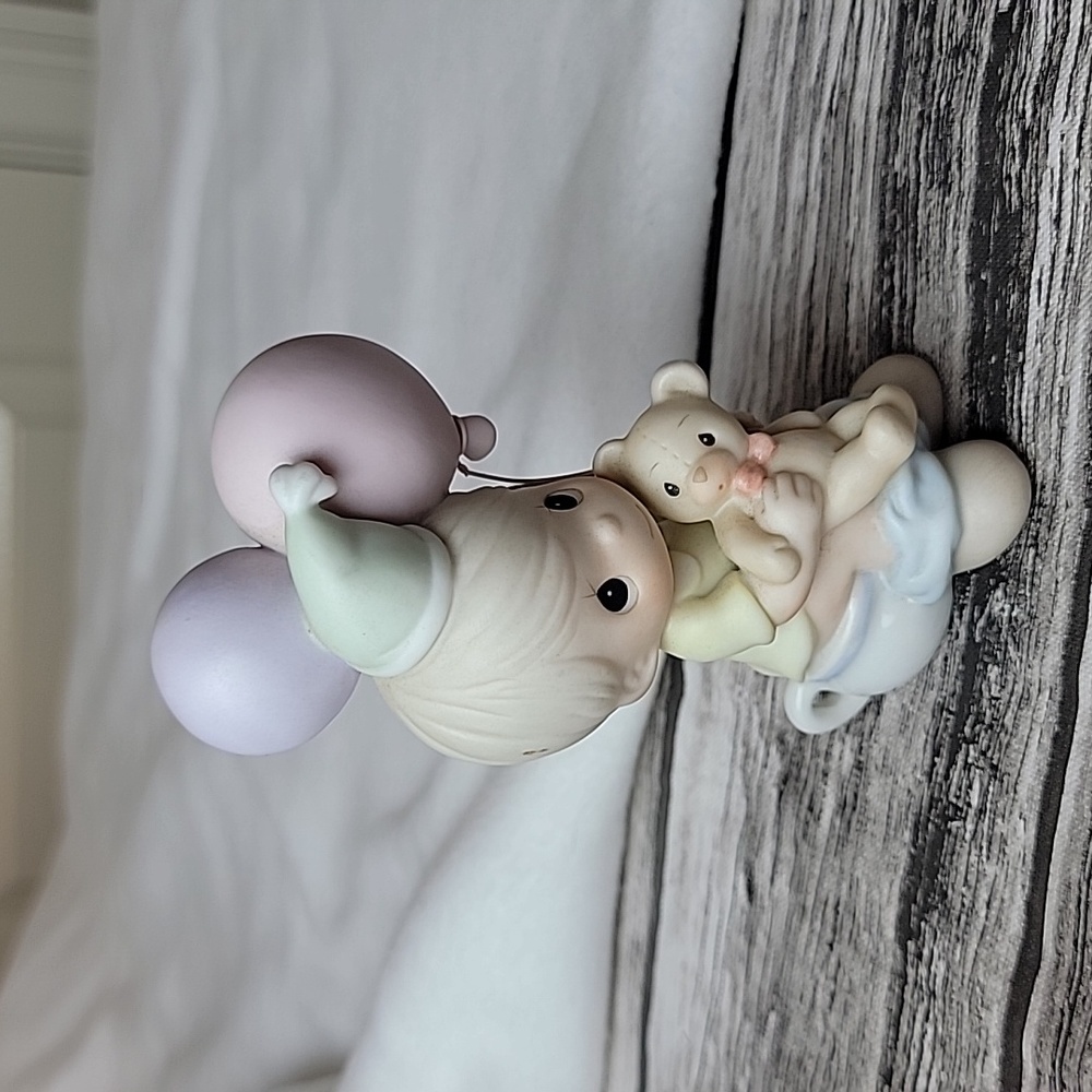 VINTAGE Precious Moments Potty Time - Picture 2 of 7
